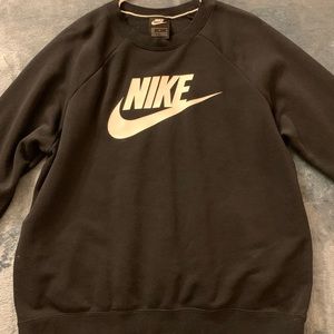 Black Light Weight Nike Crewneck